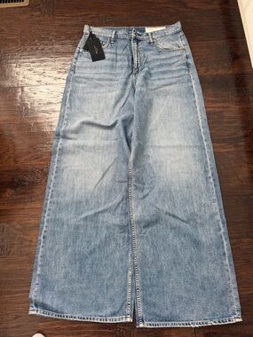 Rag & Bone “The Sofie” .High-Rise. Ultra Wide Leg. Full Length.